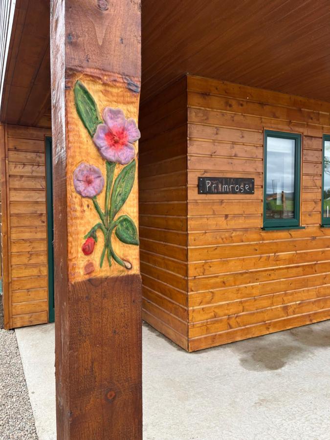 Ramelton Oakwell Holiday Village מראה חיצוני תמונה