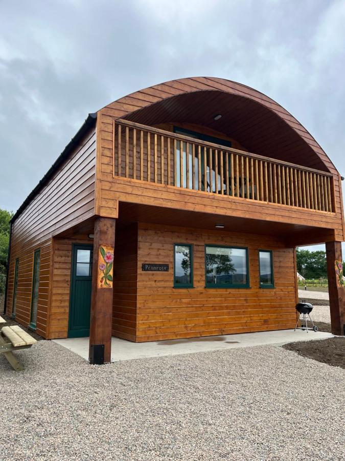 Ramelton Oakwell Holiday Village מראה חיצוני תמונה