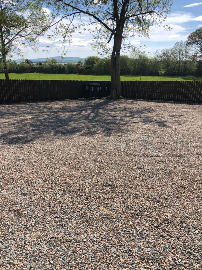Ramelton Oakwell Holiday Village מראה חיצוני תמונה