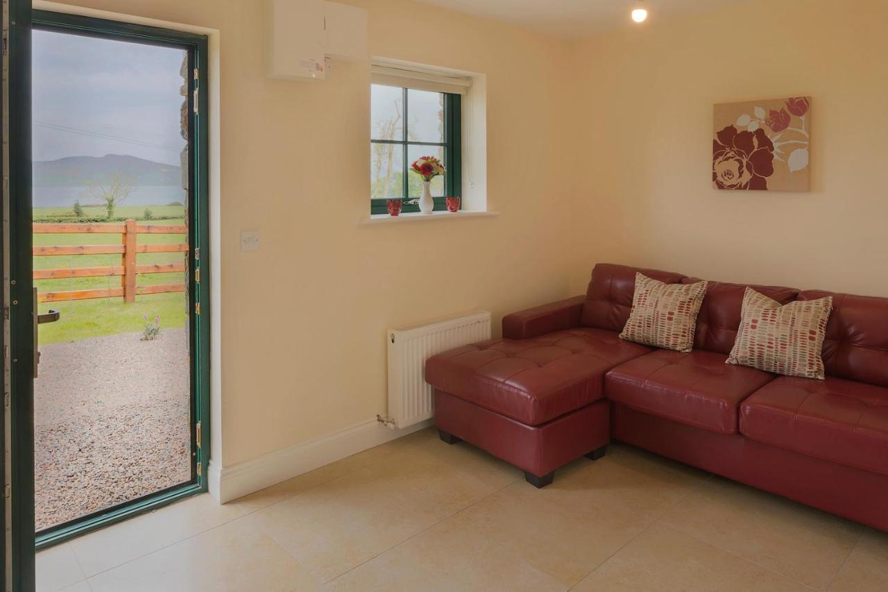 Ramelton Oakwell Holiday Village מראה חיצוני תמונה